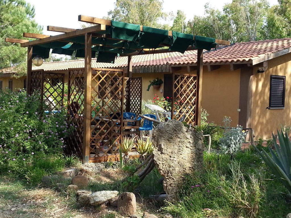 Tharros B&B San Giovanni di Sinis Exterior photo