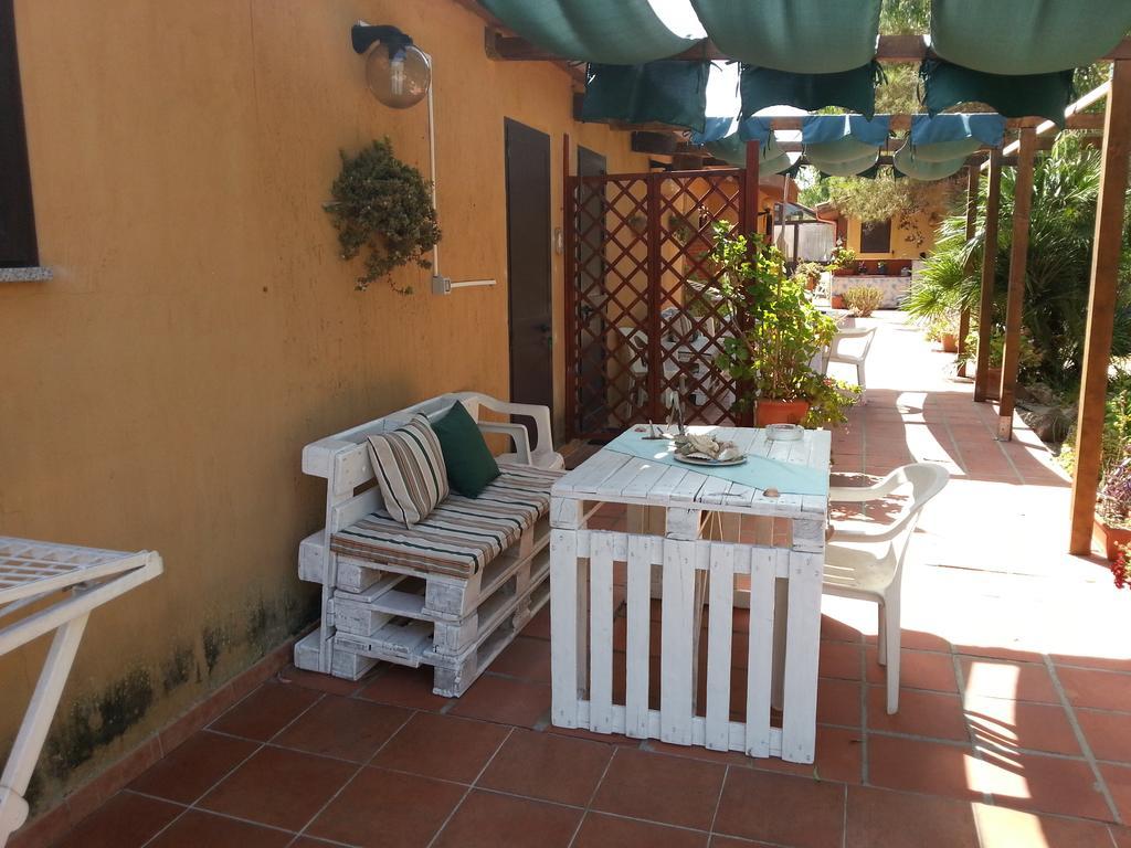 Tharros B&B San Giovanni di Sinis Exterior photo