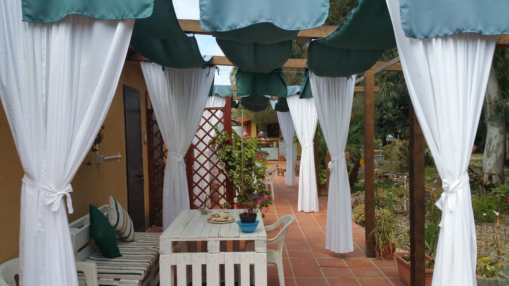 Tharros B&B San Giovanni di Sinis Exterior photo